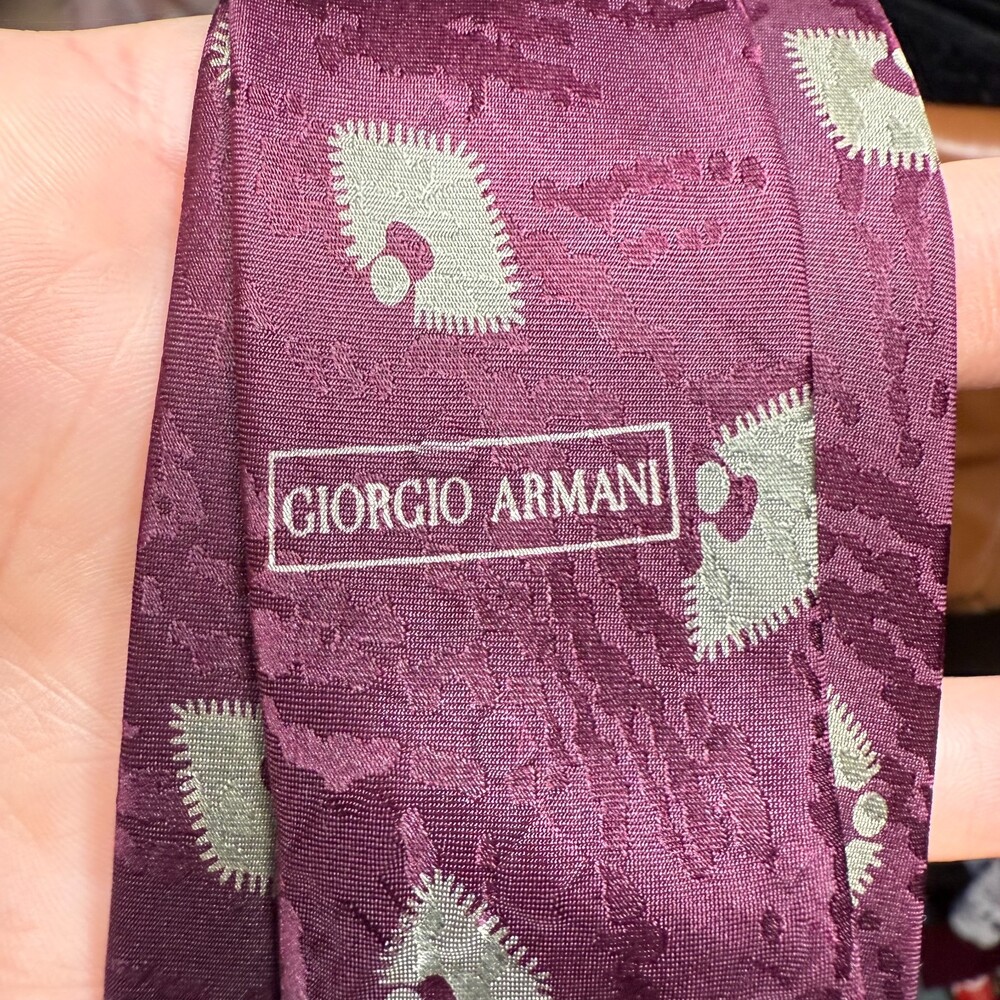 Vintage Giorgio Armani Cravatte Silk Tie Burgundy Paisley Jacquard Made Italy